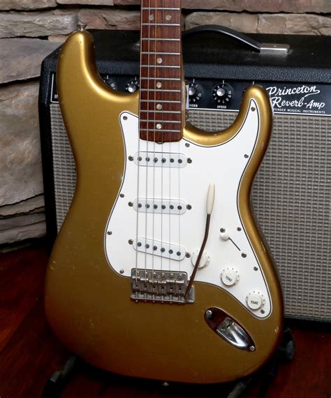 fender starcaster guitar worth.